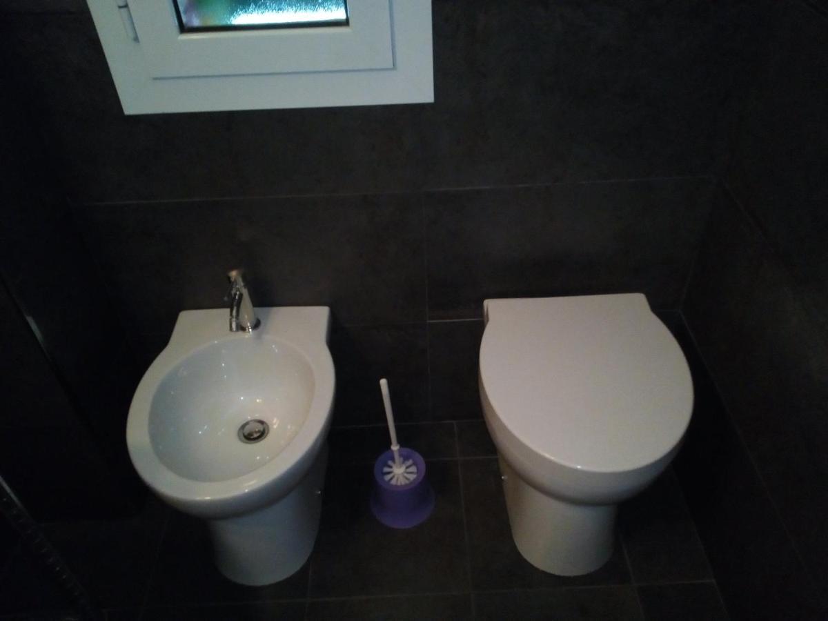 Apartamento La Casa Di Marco Ventimiglia Exterior foto